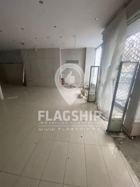 Local commercial · 100 m² · Location — photo 3