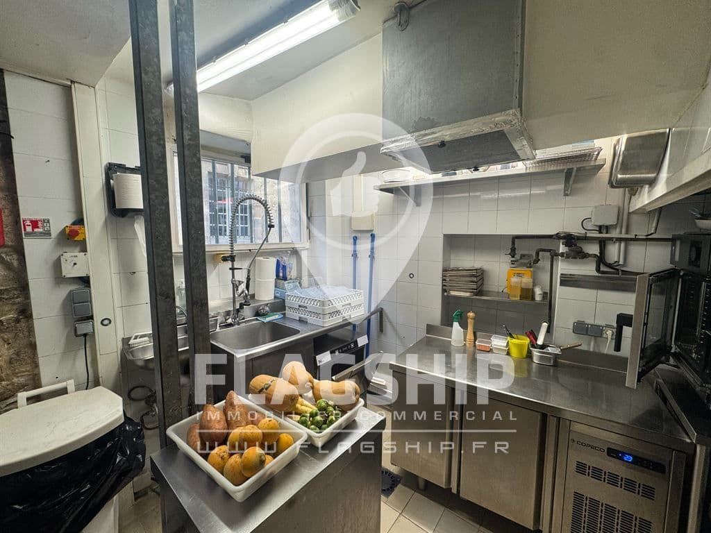 Local commercial · 107 m² · Cession de bail — photo 1