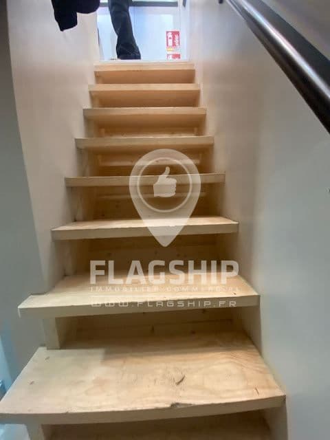 Local commercial · 36 m² · Location — photo 2