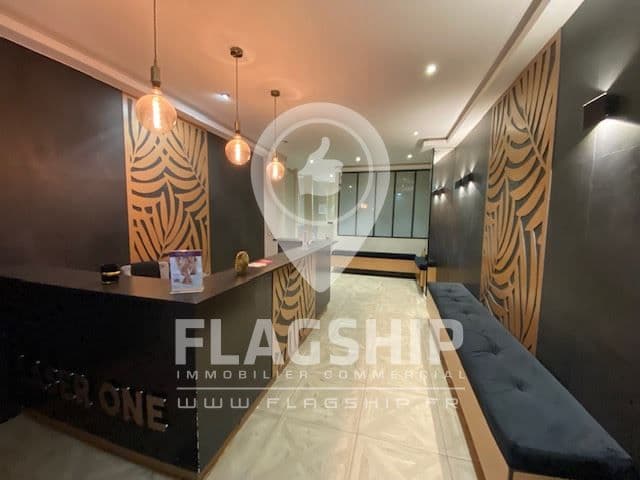 Local commercial · 180 m² · Location — photo 1