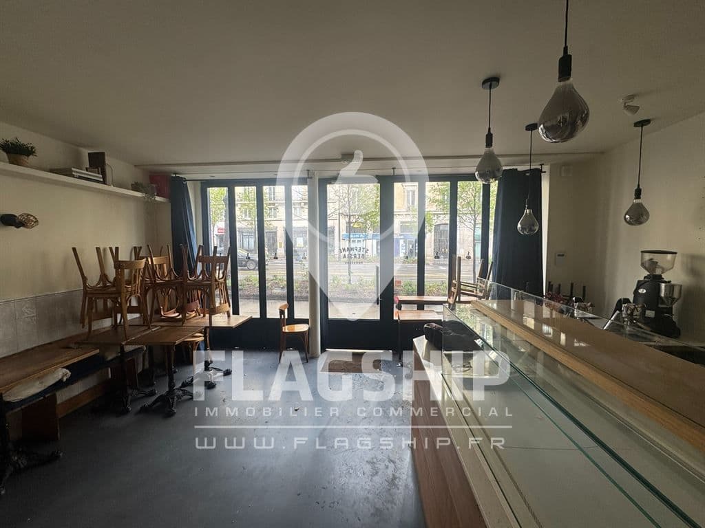 Local commercial · 39 m² · Location — photo 2