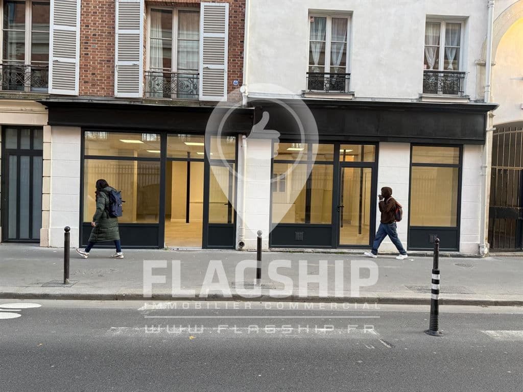 Local commercial · 117 m² · Achat des murs — photo 1