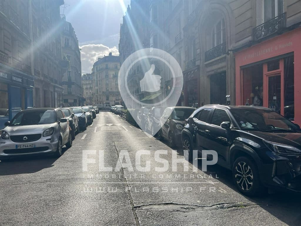 Local commercial · 135 m² · Cession de bail — photo 2
