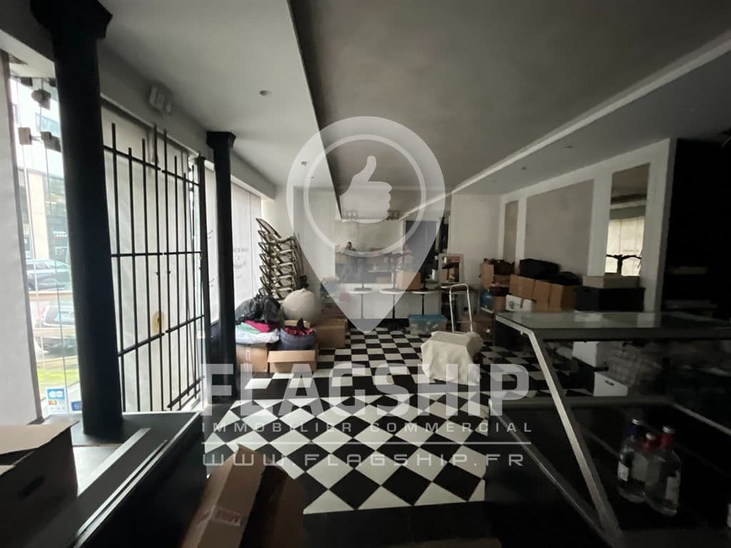 Local commercial · 85 m² · Cession de bail — photo 3