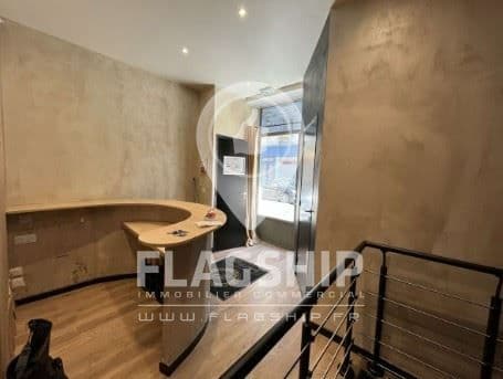 Local commercial · 37 m² · Achat des murs — photo 2