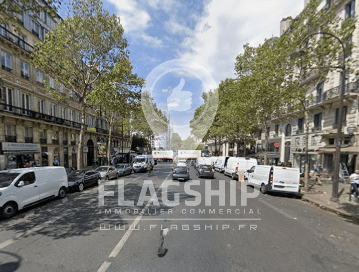 Local commercial · 222 m² · Location — photo 2