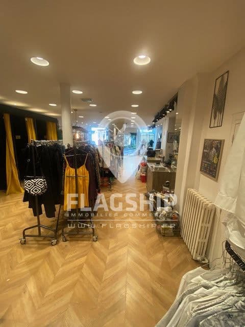 Local commercial · 166 m² · Location — photo 3