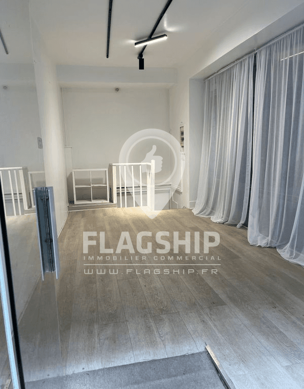 Local commercial · 34 m² · Location — photo 3