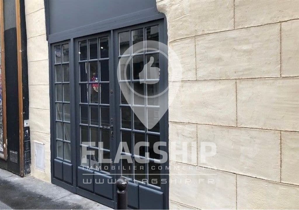 Local commercial · 21 m² · Location — photo 1