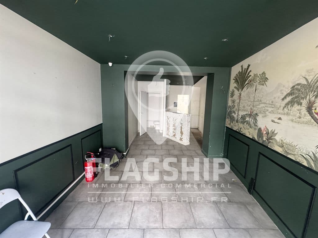 Local commercial · 28 m² · Location — photo 3