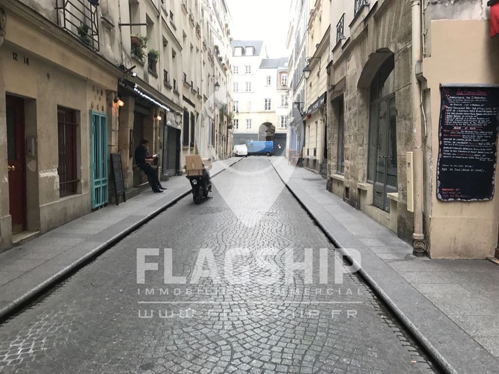 Local commercial · 85 m² · Location — photo 3
