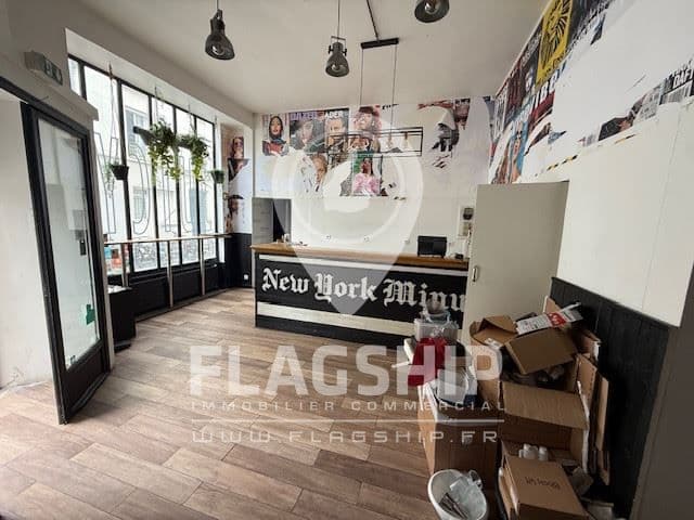 Local commercial · 180 m² · Location — photo 1