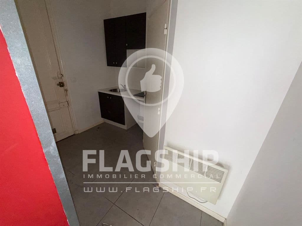 Local commercial · 41 m² · Location — photo 3