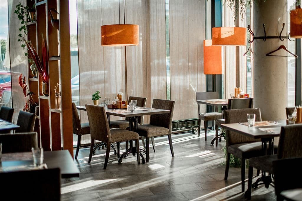 Local commercial · 191 m² · Fonds de commerce — photo 1