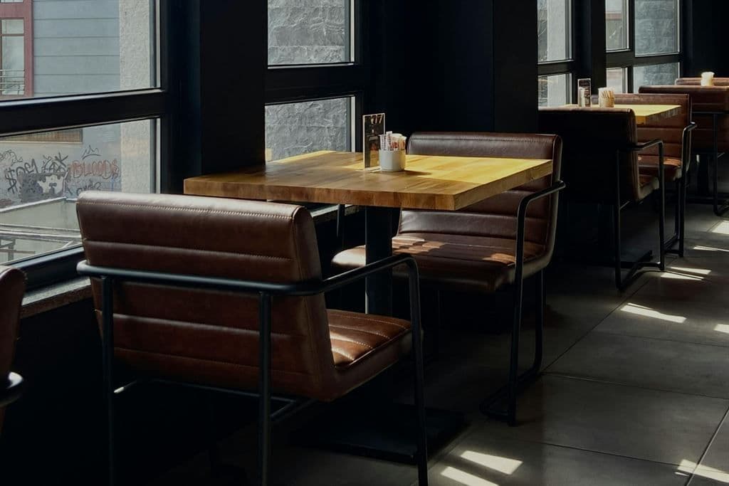 Restaurant · 100 m² · Fonds de commerce — photo 1