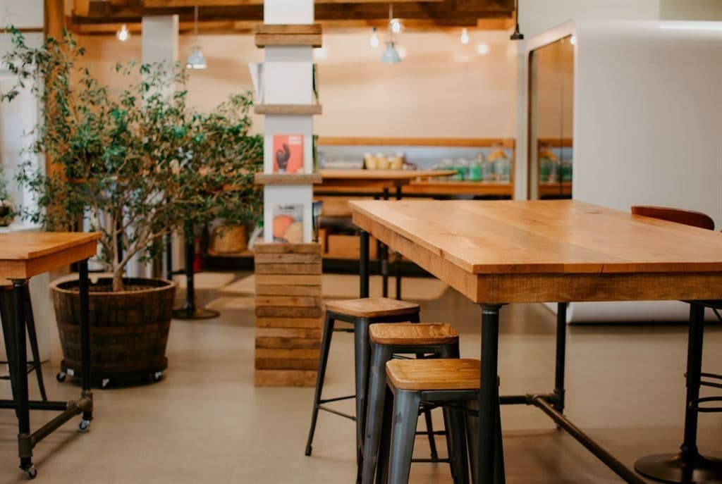 Bar · 140 m² · Fonds de commerce — photo 1