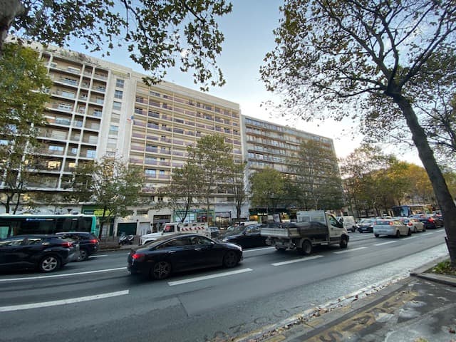 Local commercial · 199 m² · Cession de bail — photo 1