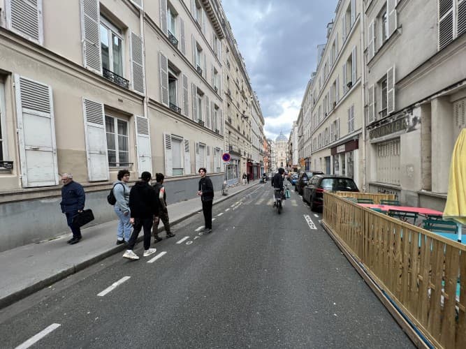 Local commercial · 33 m² · Cession de bail — photo 1