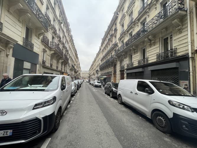 Local commercial · 65 m² · Cession de bail — photo 1