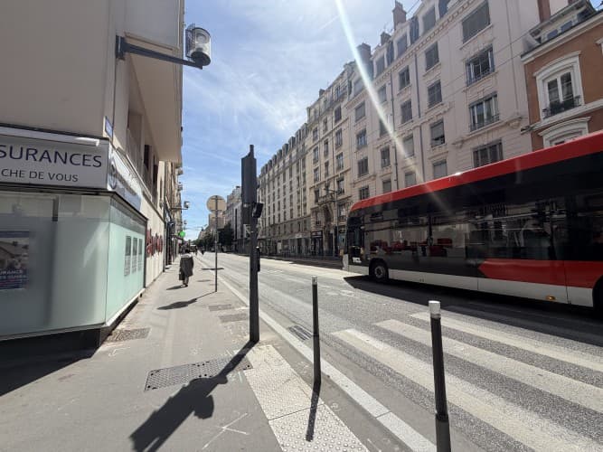 Local commercial · 125 m² · Cession de bail — photo 2