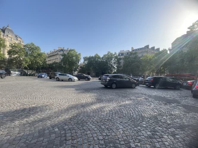 Local commercial · 95 m² · Cession de bail — photo 1