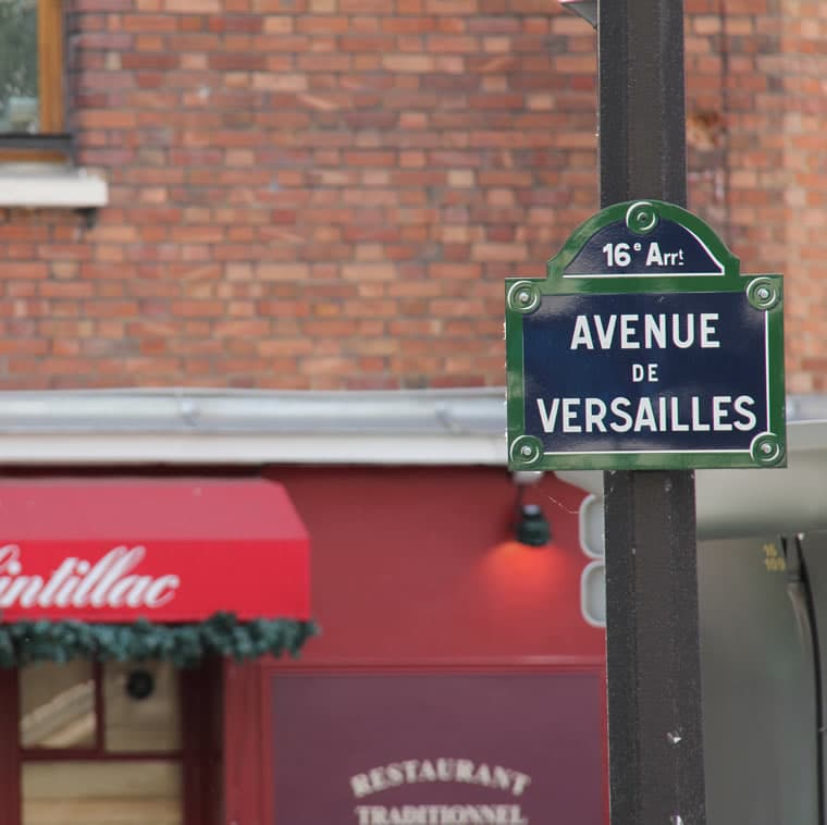 Local commercial · 477 m² · Location