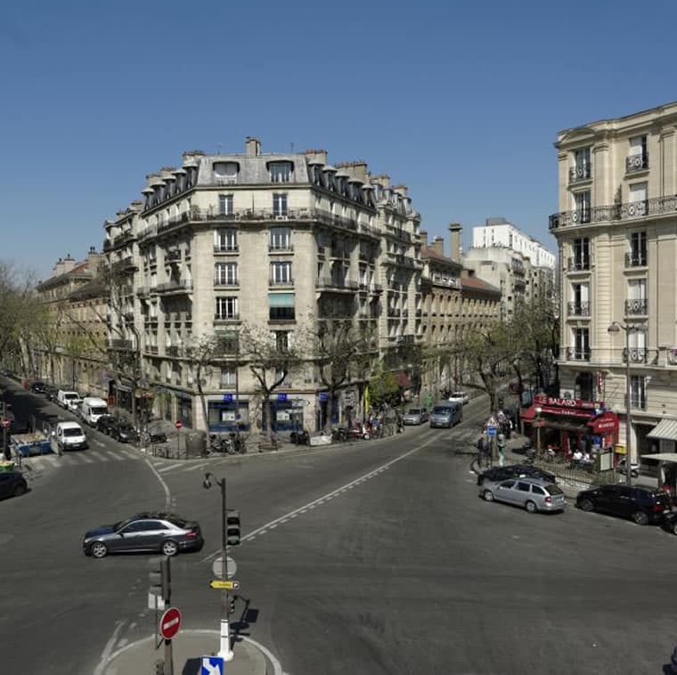 Local commercial · 201 m² · Location