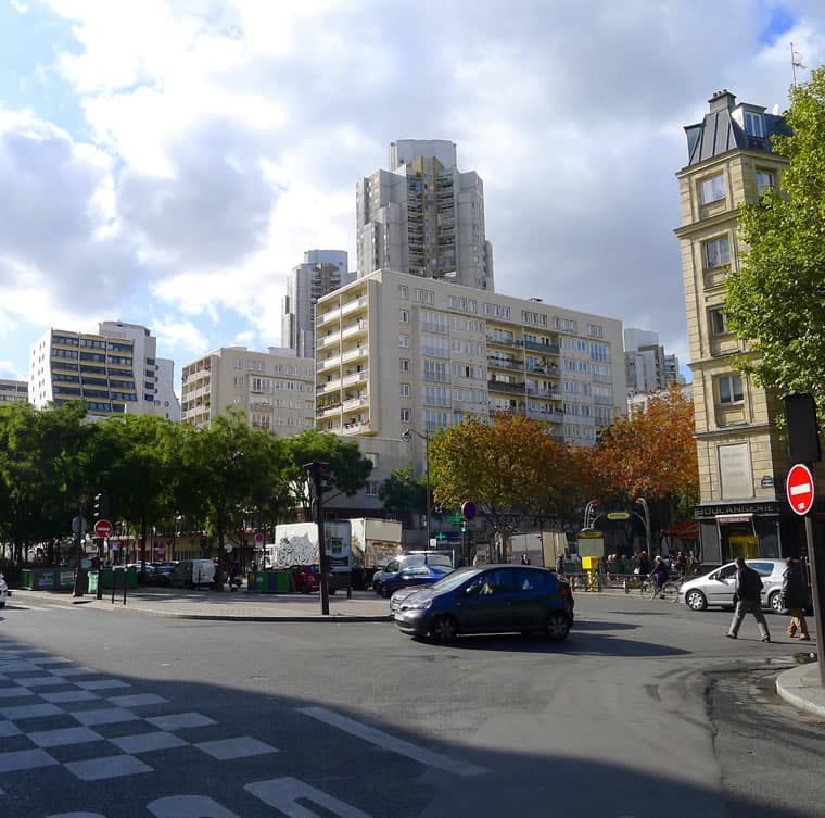 Local commercial · 228 m² · Location