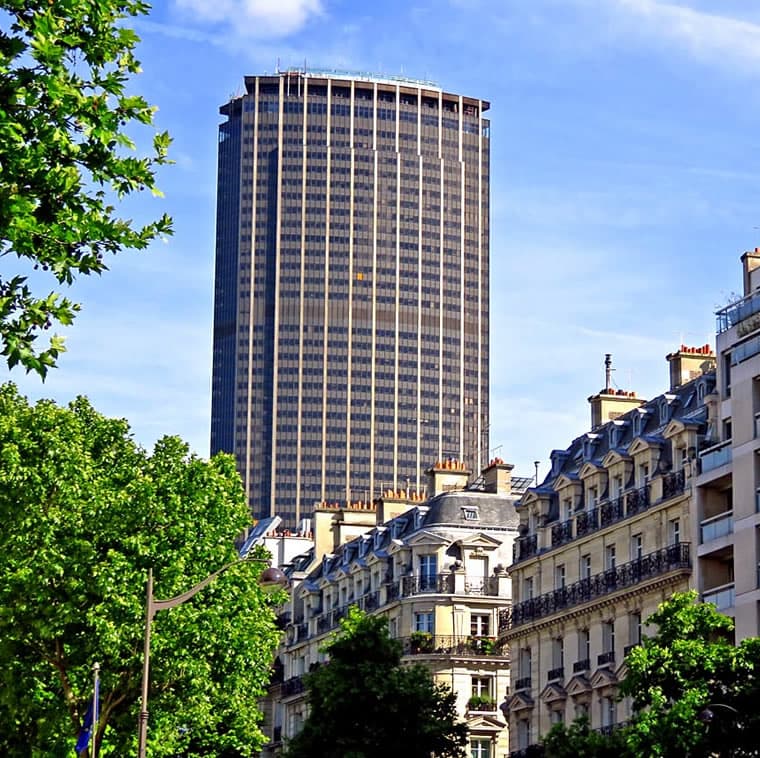 Local commercial · 117 m² · Location
