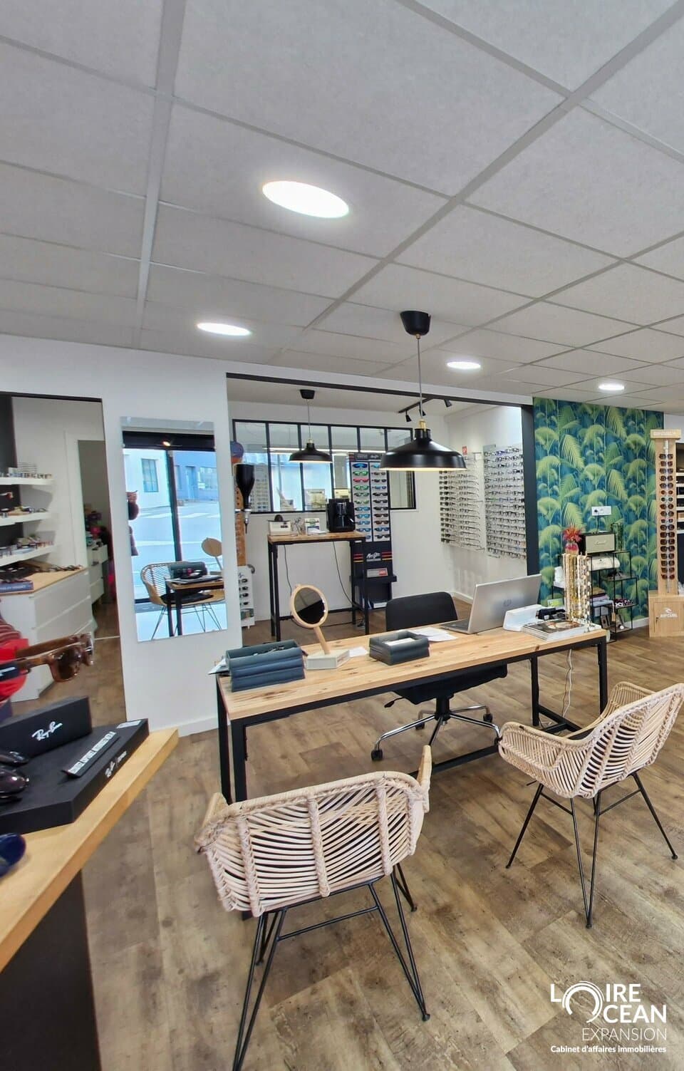 Local commercial · 80 m² · Location — photo 2