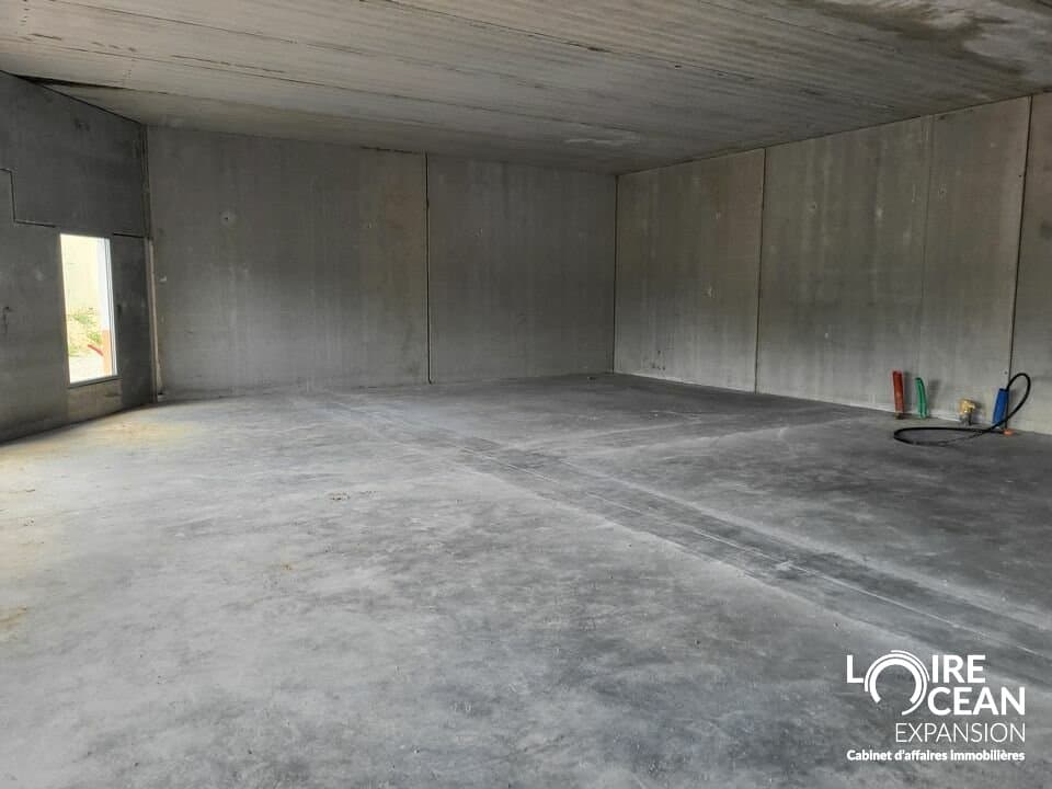 Local commercial · 95 m² · Location — photo 3