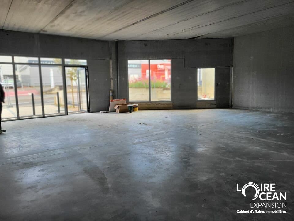 Local commercial · 95 m² · Location — photo 2
