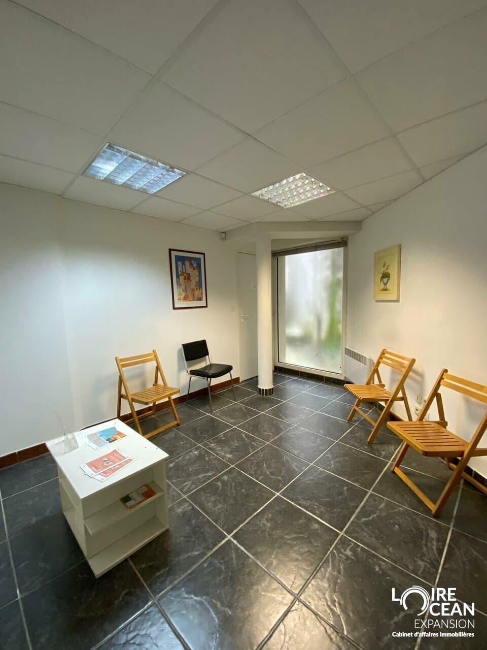 Local commercial · 83 m² · Achat des murs — photo 2