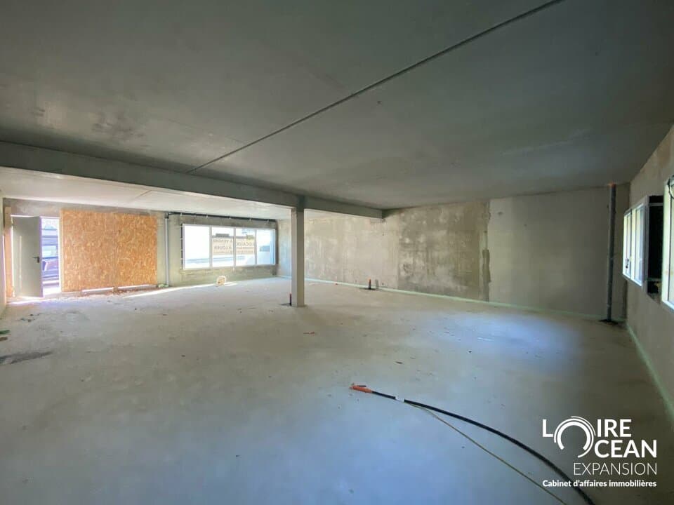 Local commercial · 103 m² · Achat des murs — photo 1