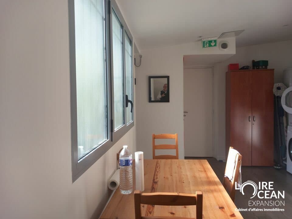 Local commercial · 110 m² · Location — photo 2