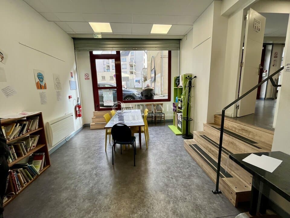 Local commercial · 123 m² · Achat des murs — photo 3