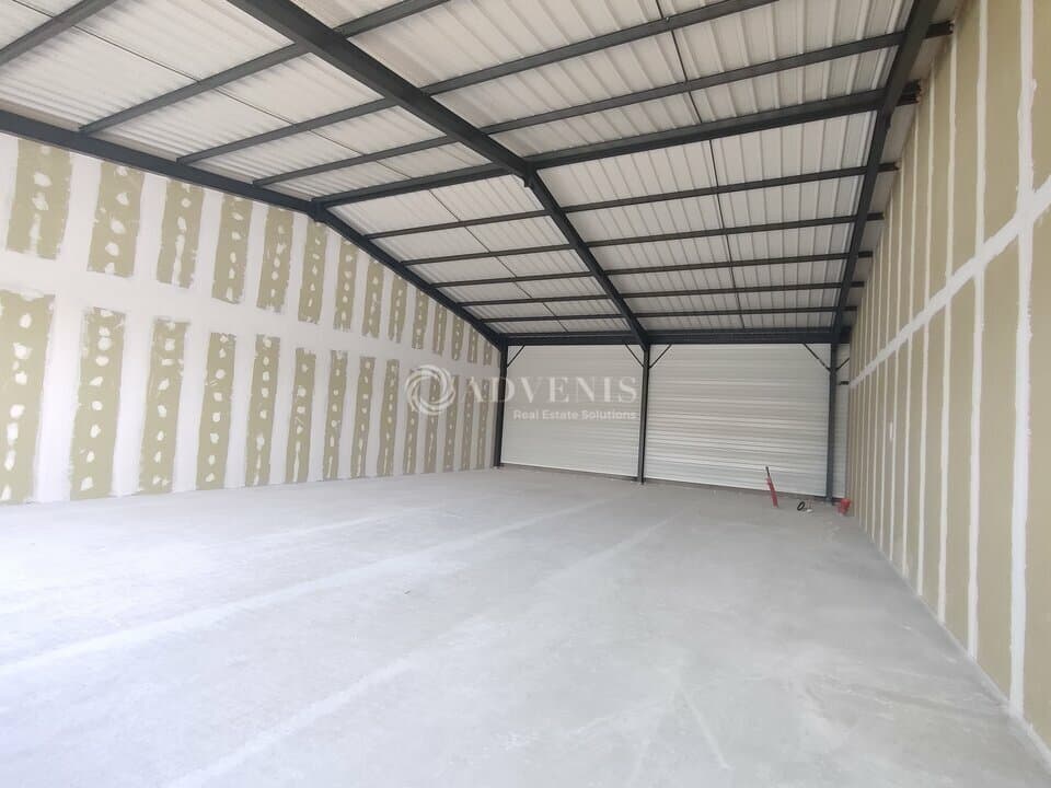 Local commercial · 167 m² · Location — photo 2