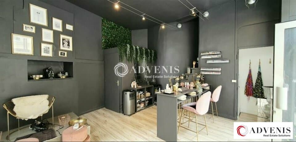 Local commercial · 30 m² · Achat des murs — photo 1
