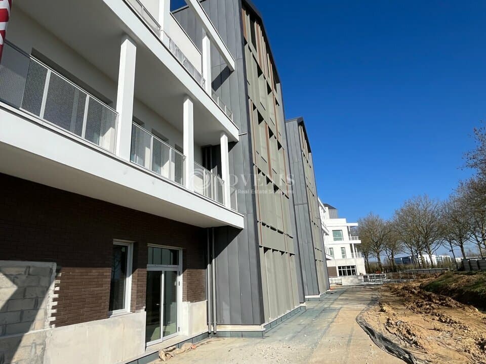 Local commercial · 777 m² · Achat des murs — photo 3