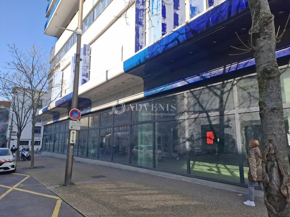 Local commercial · 2486 m² · Location — photo 1