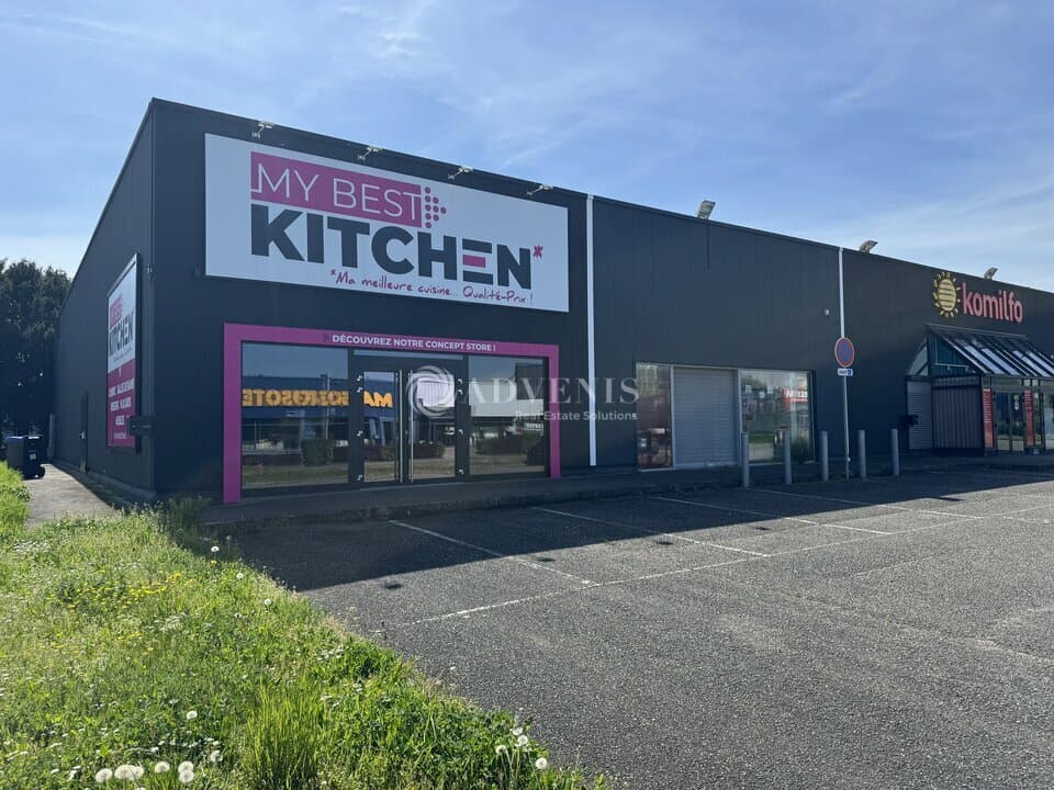 Local commercial · 439 m² · Location — photo 1