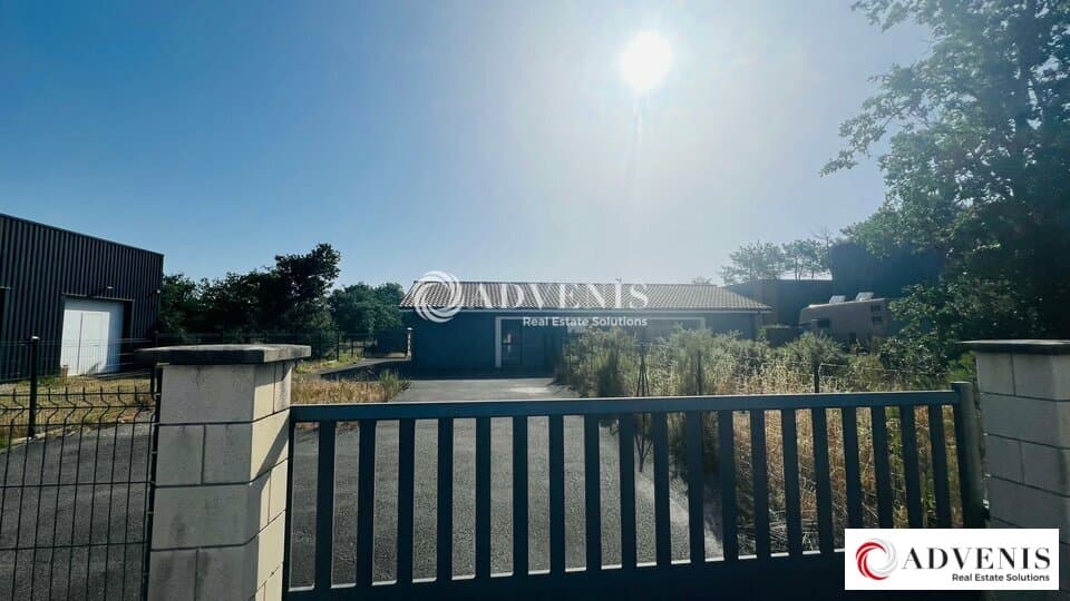 Local commercial · 128 m² · Achat des murs — photo 2