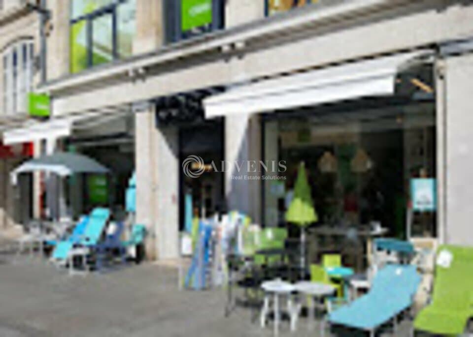 Local commercial · 498 m² · Location — photo 3