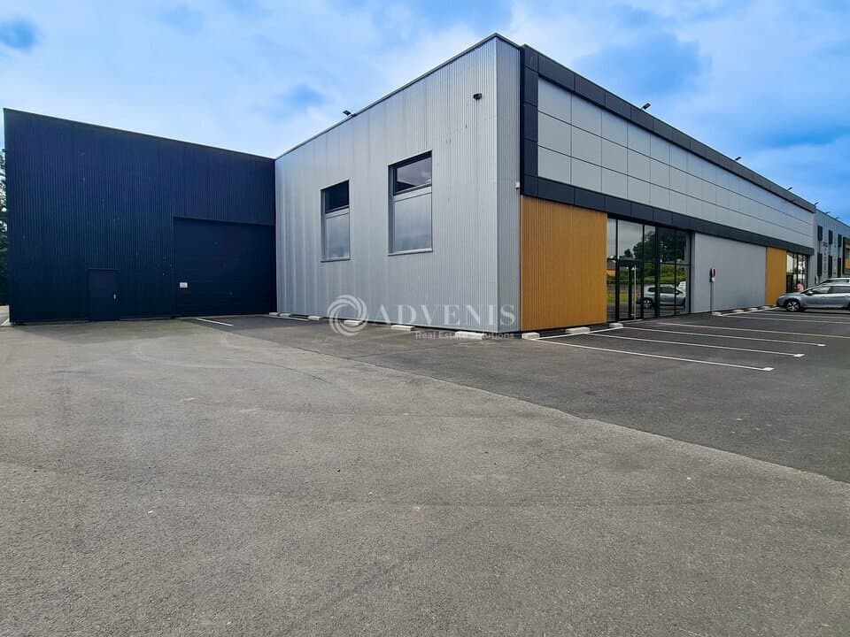 Local commercial · 1050 m² · Location — photo 3