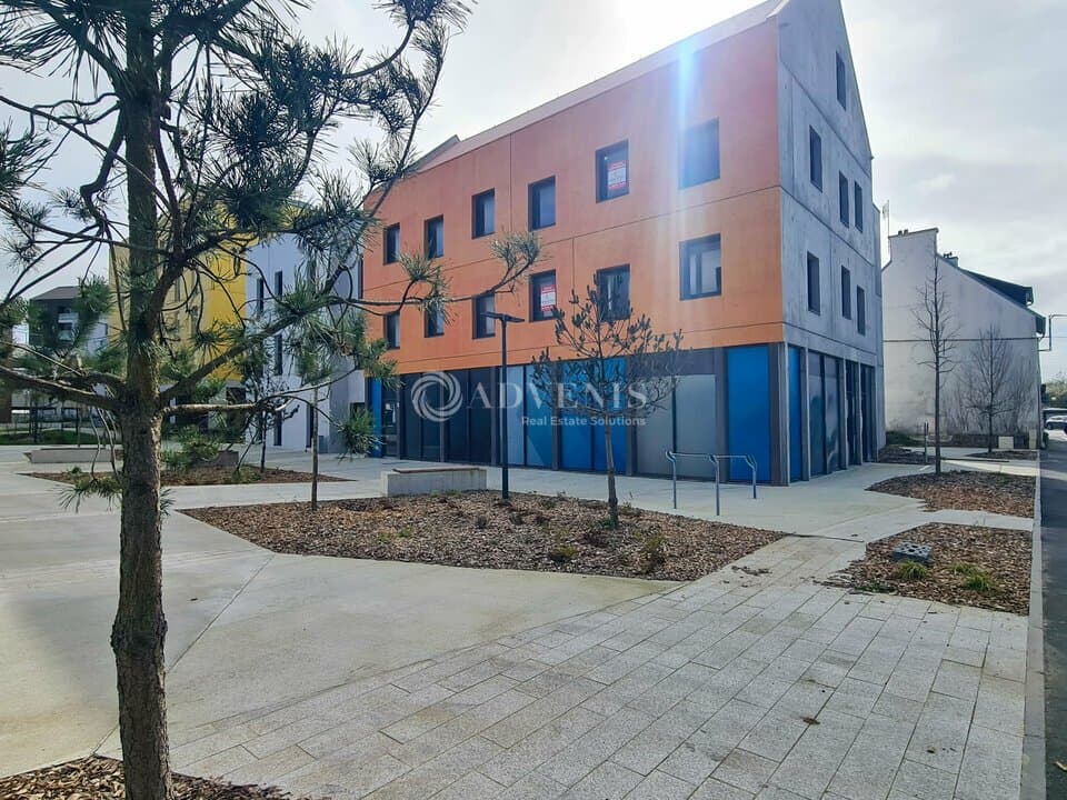 Local commercial · 62 m² · Achat des murs — photo 1