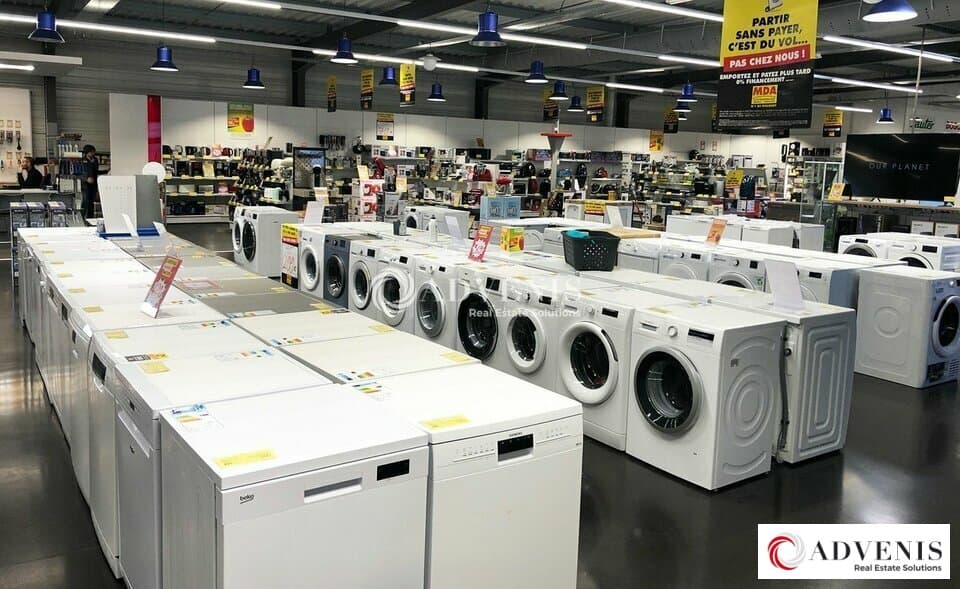 Local commercial · 1470 m² · Location — photo 3