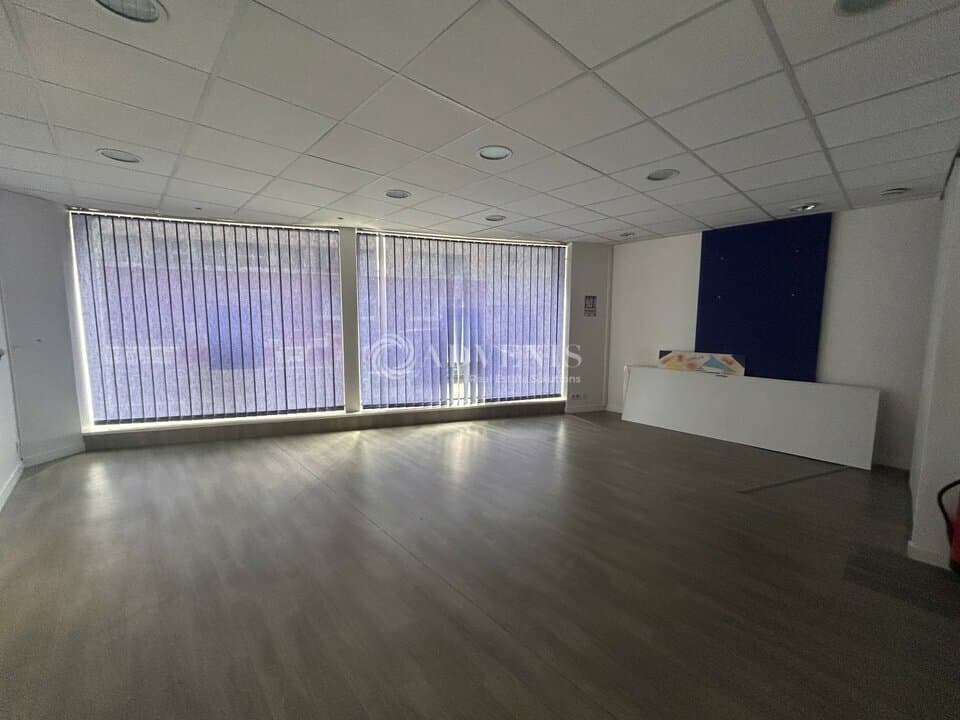 Local commercial · 62 m² · Location — photo 2