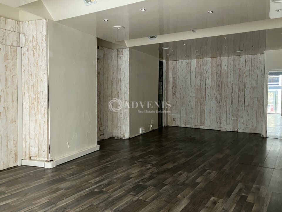 Local commercial · 50 m² · Achat des murs — photo 3