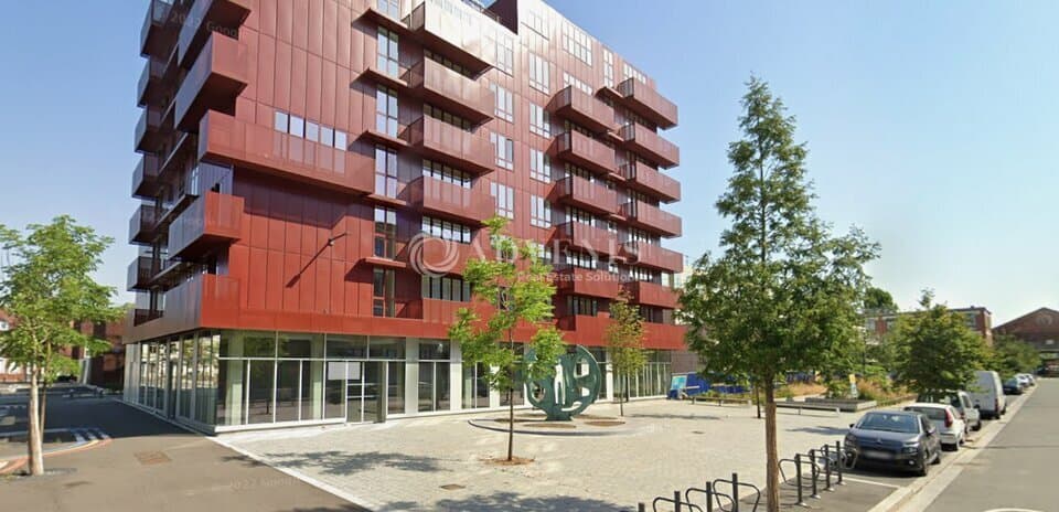Local commercial · 150 m² · Location — photo 1