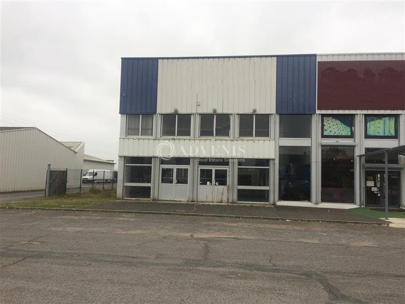 Local commercial · 840 m² · Location — photo 2